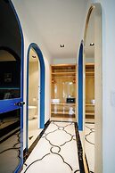 Monicca Collection Oura View Suites