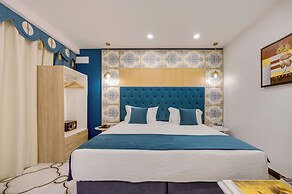 Monicca Collection Oura View Suites