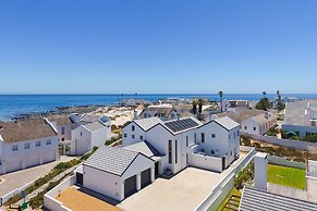 Cest La Vie Beach Villa