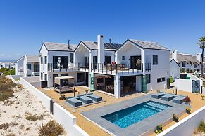 Cest La Vie Beach Villa