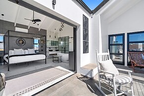 Cest La Vie Beach Villa
