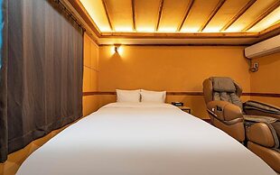 Gimpo Petite Hotel