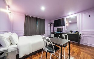 Gimpo Petite Hotel