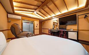 Gimpo Petite Hotel