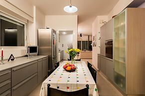 Villa Joy Mare - Private Pool Parking in Chania