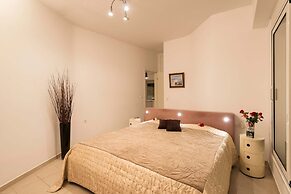 Villa Joy Mare - Private Pool Parking in Chania
