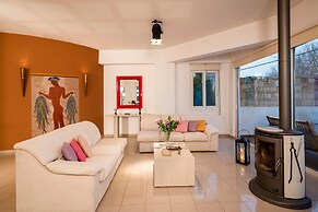 Villa Joy Mare - Private Pool Parking in Chania