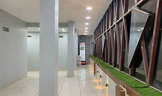 Hotel Comfort Zone Kanpur