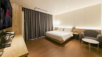 Gimhae The Van Hotel