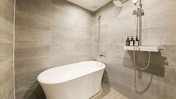 Gimhae The Van Hotel