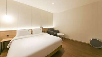Gimhae The Van Hotel