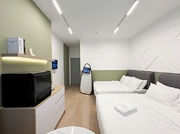 The Suite by Manhattan Group