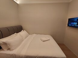 The Suite by Manhattan Group