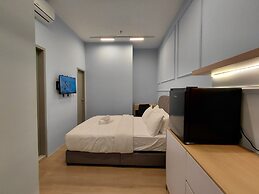 The Suite by Manhattan Group