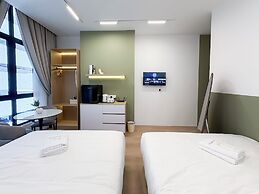 The Suite by Manhattan Group