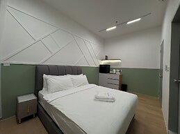The Suite by Manhattan Group