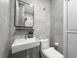 The Suite by Manhattan Group