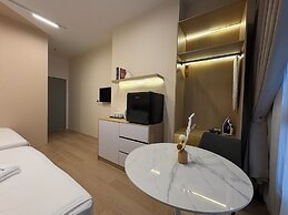 The Suite by Manhattan Group