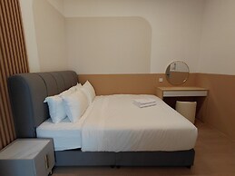 The Suite by Manhattan Group