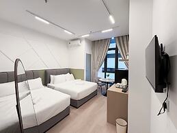 The Suite by Manhattan Group