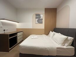 The Suite by Manhattan Group