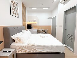 The Suite by Manhattan Group