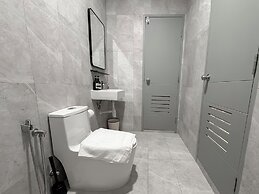 The Suite by Manhattan Group