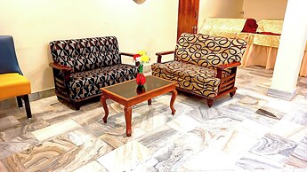 Hotel Roopali
