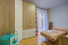 Asia Apartment Laveno Center