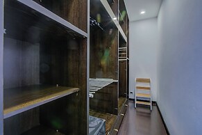 Asia Apartment Laveno Center