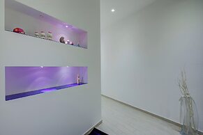 Asia Apartment Laveno Center