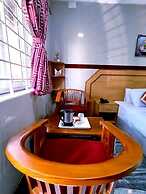 Hotel Gvs Residency