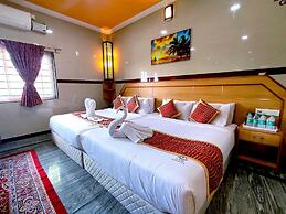 Hotel Gvs Residency