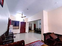 Hotel Gvs Residency
