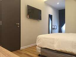 KARASKY HOTEL