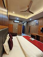 Hotel Siddhant Palace Varanasi