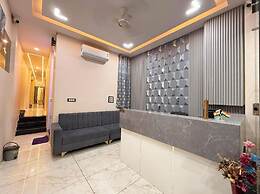Hotel Siddhant Palace Varanasi