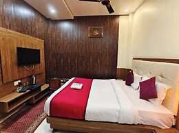 Hotel Siddhant Palace Varanasi