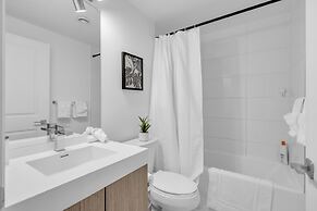 Jarvis Suites - Prime Location