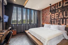 Wheeler Bed & Bike