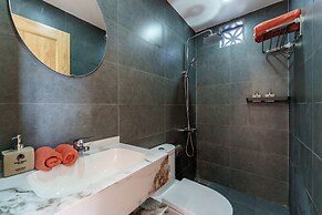 Hoi An baby shark hostel