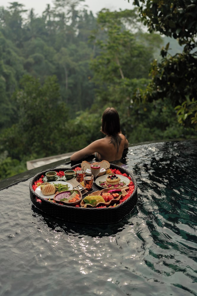 Marangga ubud valley view & private pool