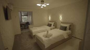La Vita Hotel