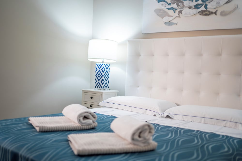 Residence Blue Marine