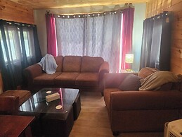 Waterfront Cabin on Lake Superior Sleeps 7 Plus ppl