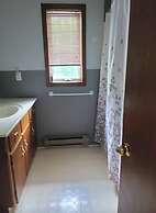 Lake Superior Waterffront Main Unit of Duplex Sleeps 8 ppl