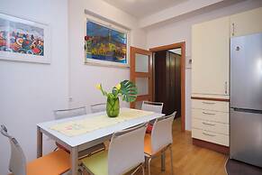 Old Town Art Apartment Split by Litto