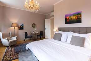 Parkview Boutique Apartments