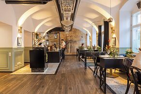 Parkview Boutique Apartments