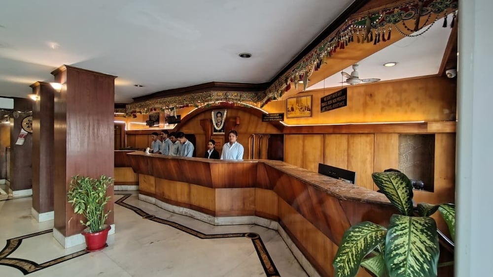 Mayur Hotel